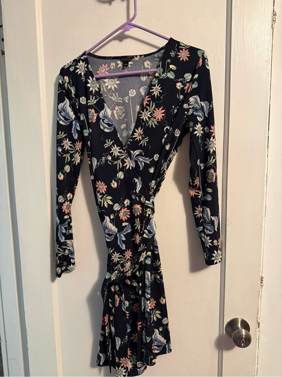 Ann Taylor Dresses & Skirts - Ann Taylor Black Floral Wrap Long Sleeve Dress